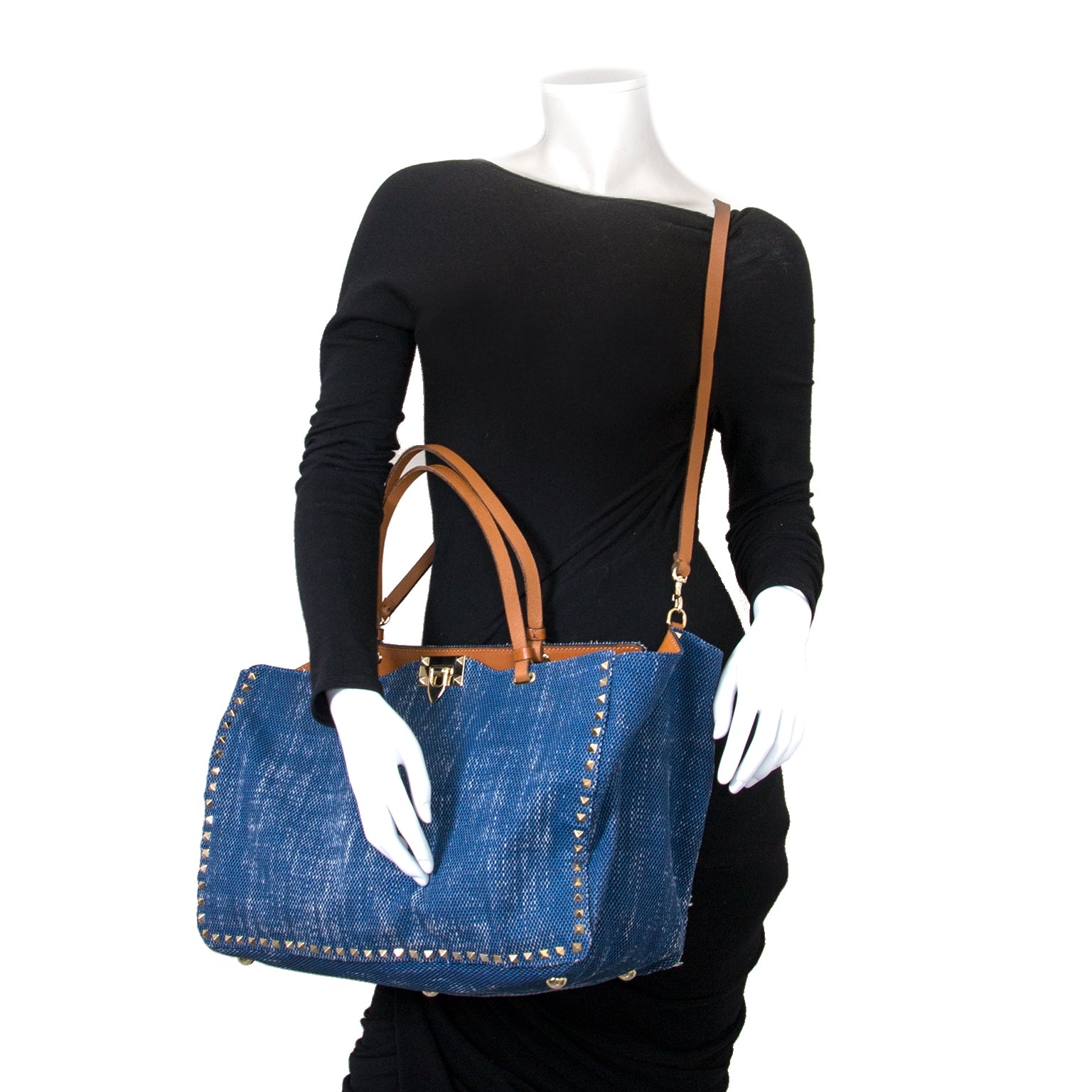 valentino blue denim rockstud tote now for sale at labellov vintage fashion webshop belgium