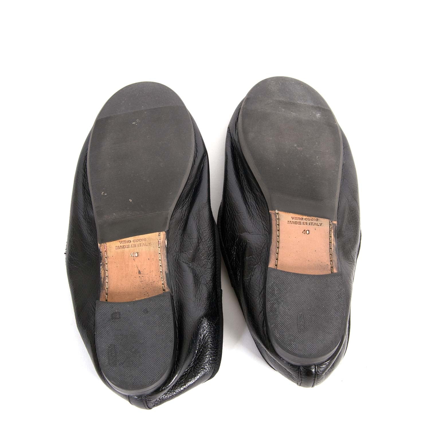 Red Valentino Black Flower Studded Ballerinas - Size 40 now for sale at labellov vintage fashion webshop belgium