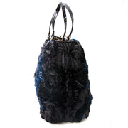 Kaufen Sie authentische gebrauchte Valentino schwarz blaue Tasche in Leder zu einem fairen Preis bei LabelLOV. Sicheres Online-Shopping.