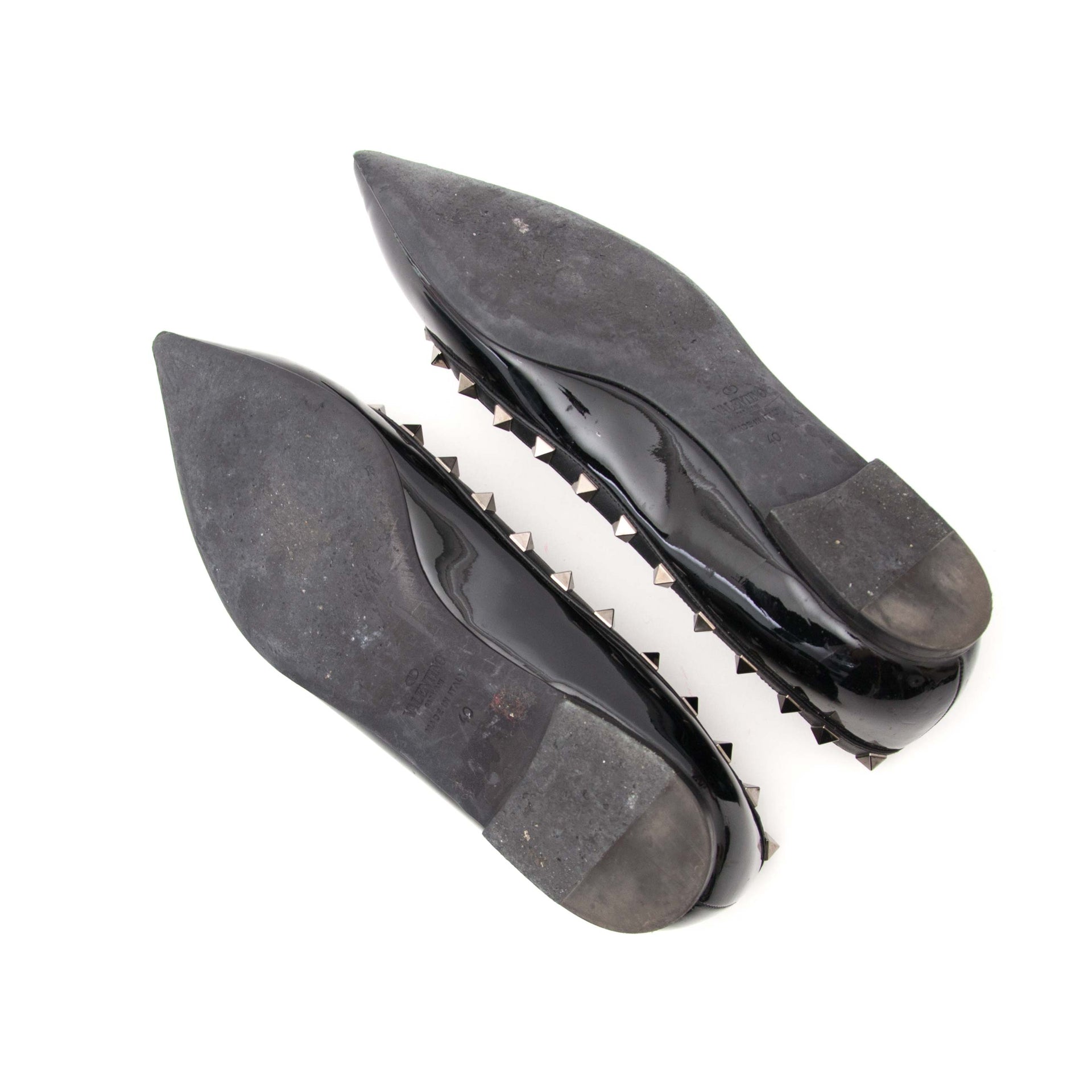 online Valentino Garavani Rockstud Flats at the best p