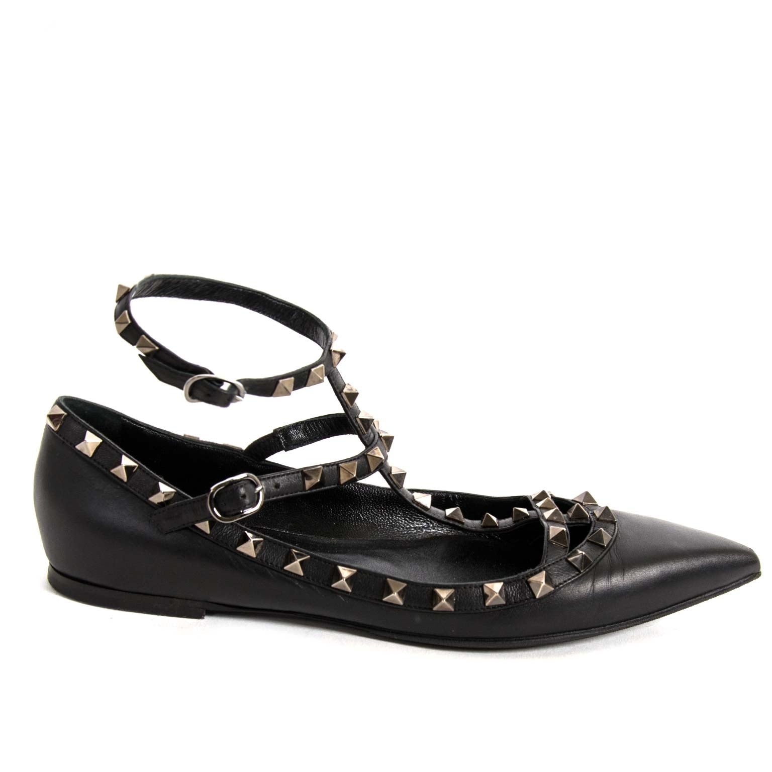koop Valentino Black Rockstud Flats - Size 39,5 bij labellov aan de beste prijs