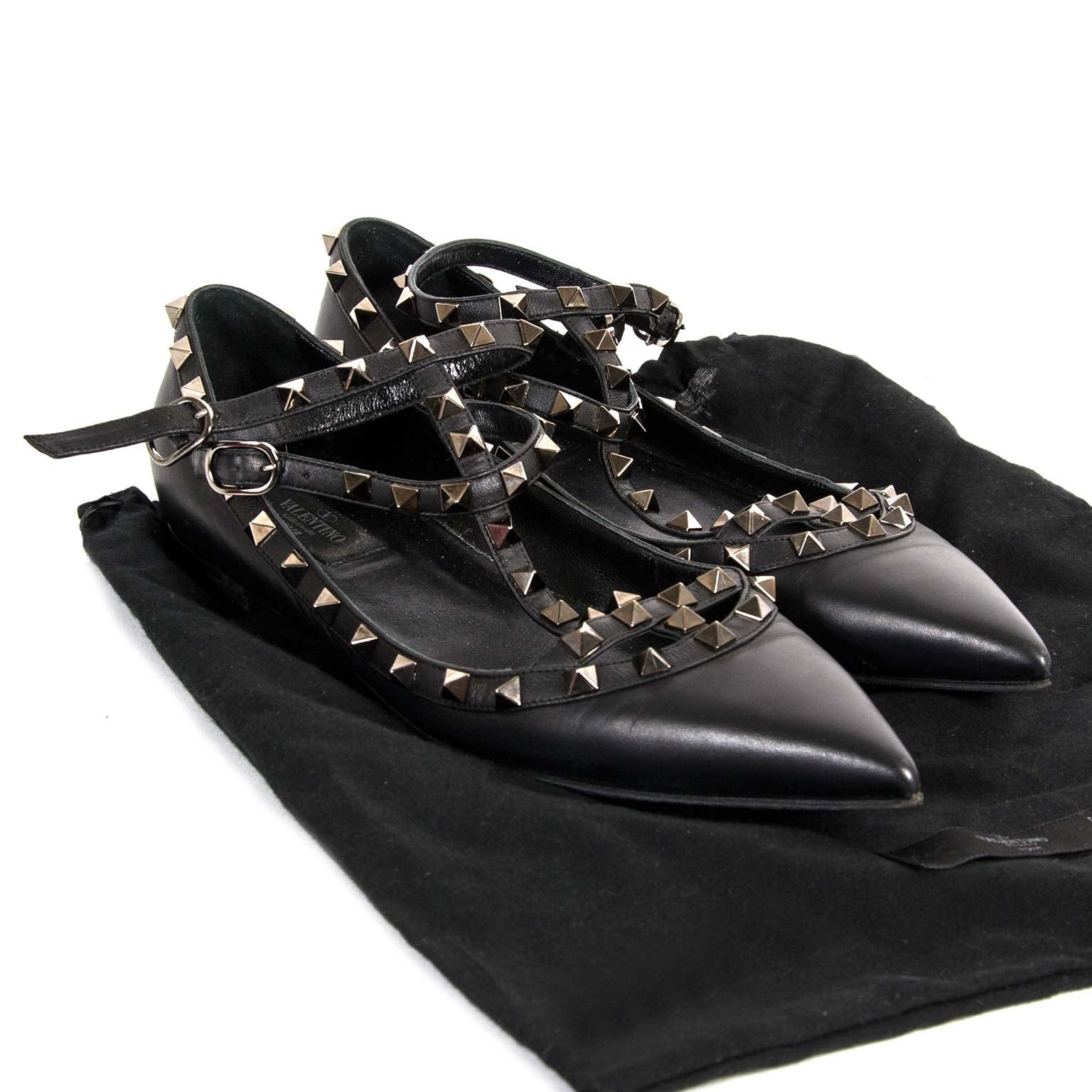 koop Valentino Black Rockstud Flats - Size 39,5 en betaal veilig online