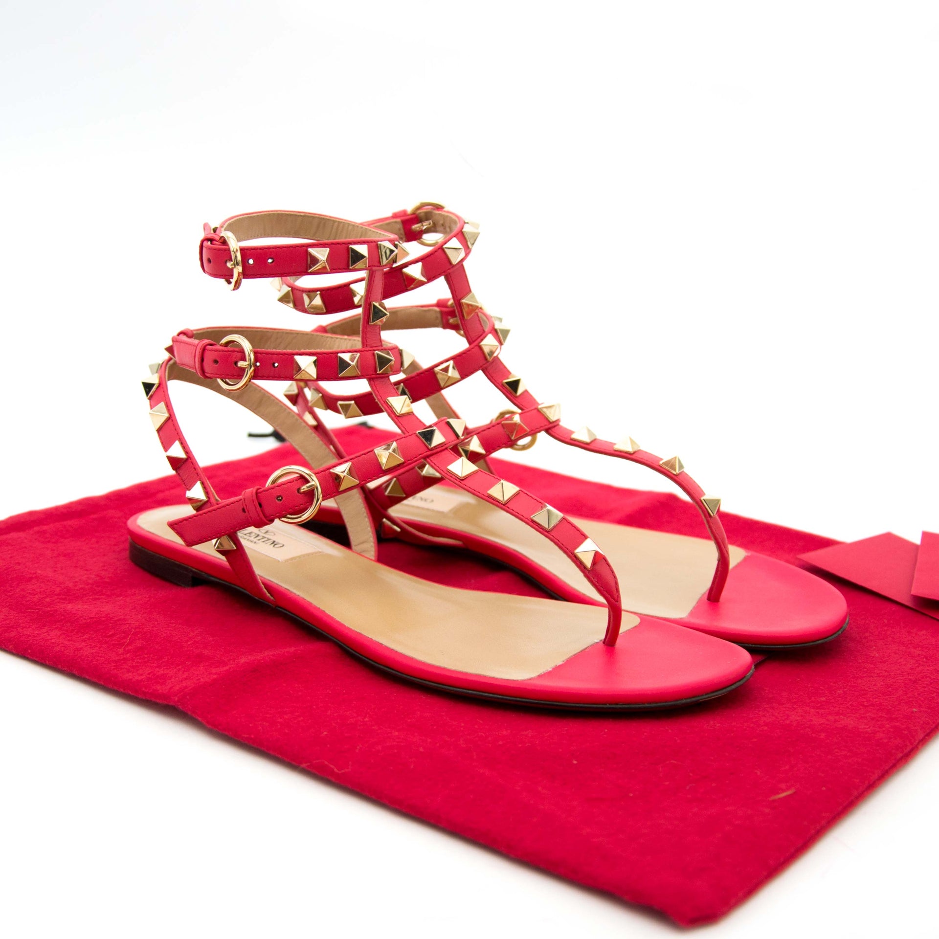 worldwide shipping brand new alentino Garavani Rockstud Sandals Pin best price