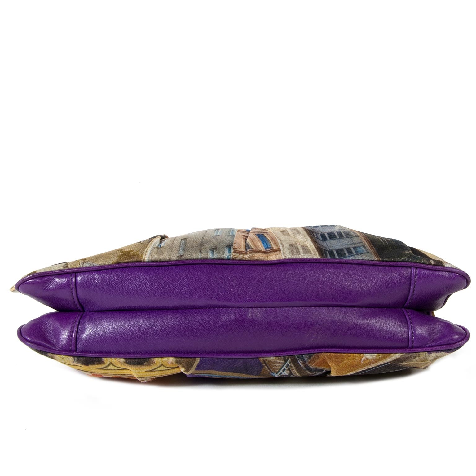 Pochette violette Versace