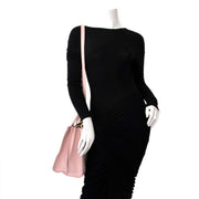 Kaufen Sie authentische gebrauchte Versace-Taschen zu einem fairen Preis bei LabelLOV. Sicheres Online-Shopping.