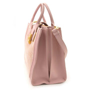Achetez authentique Versace sac-à-main pour le bon prix chez LabelLOV.
