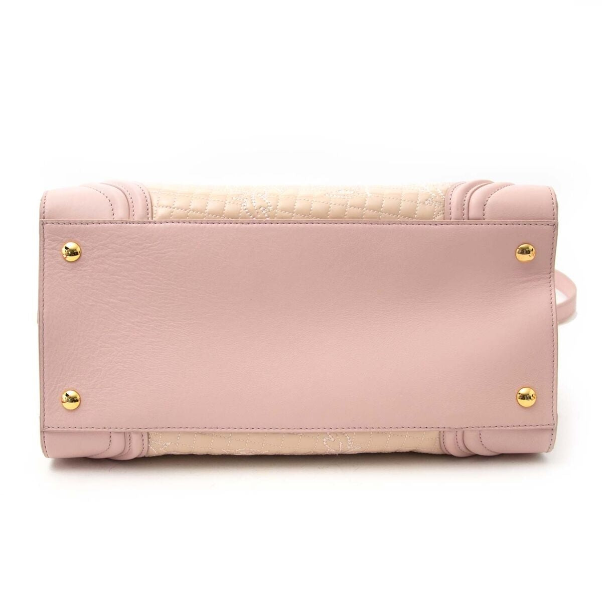 Compra una cartera de Versace muy en moda para el precio correcto en LabelLOV.