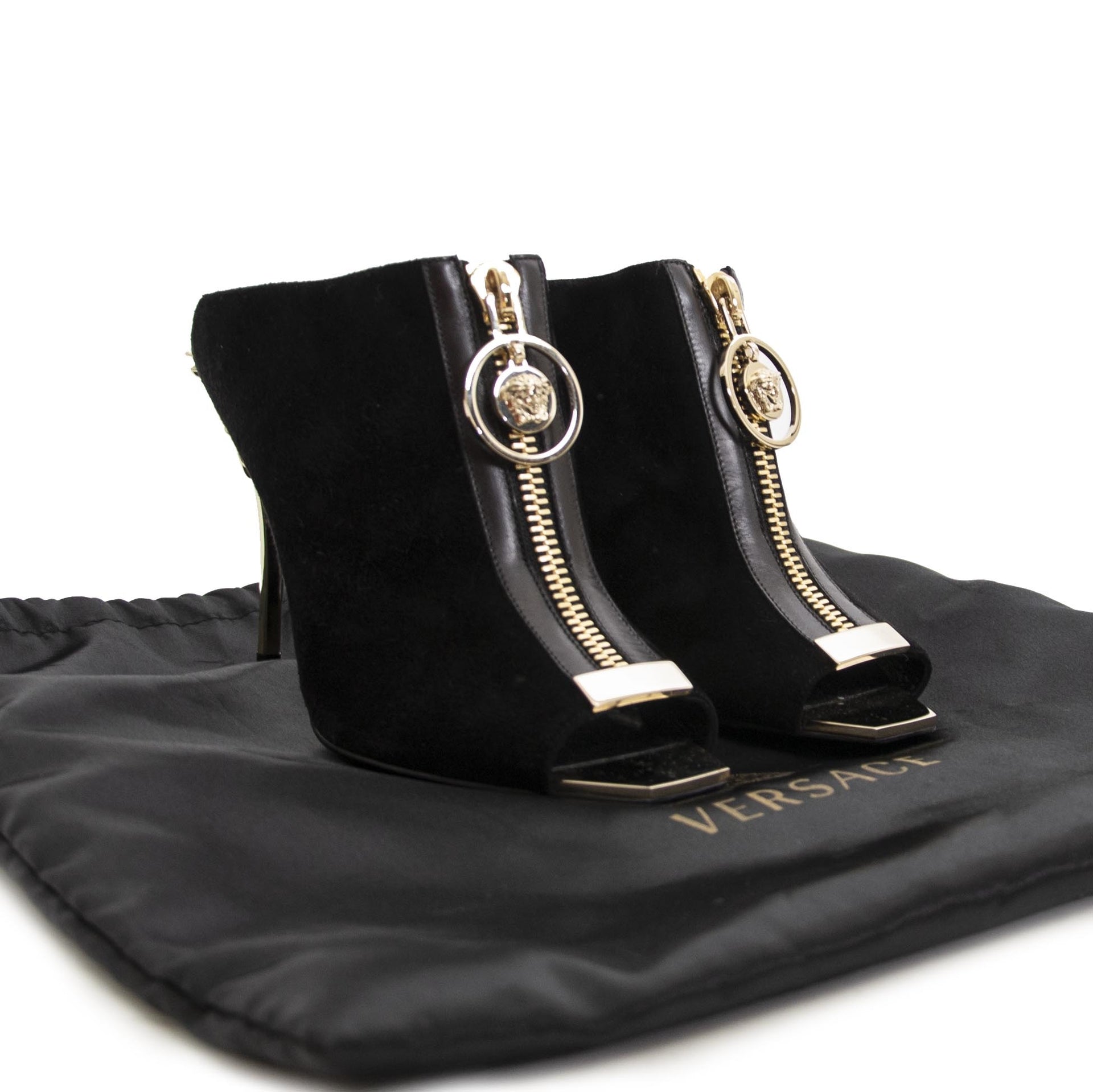koop veilig online tegen de best prijs Versace medusa heels