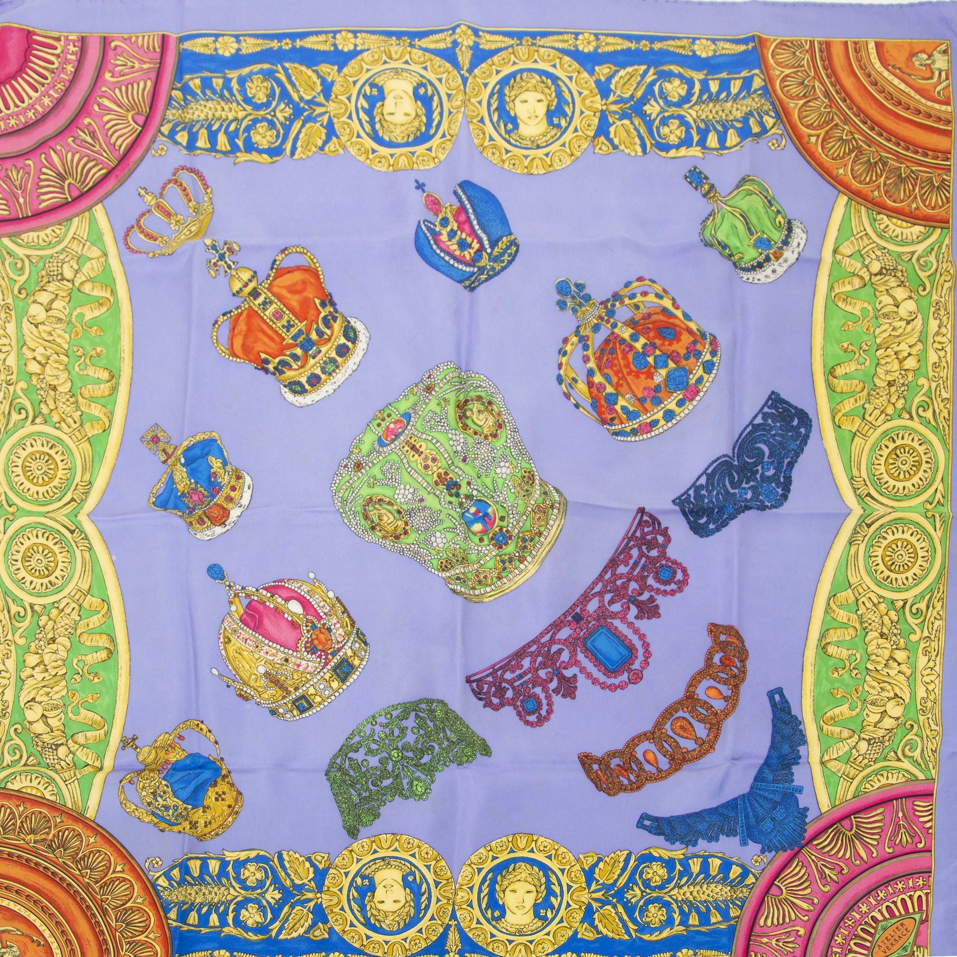 Authentieke tweedehands Versace scarf Lilac Medusa print shop online LabelLOV