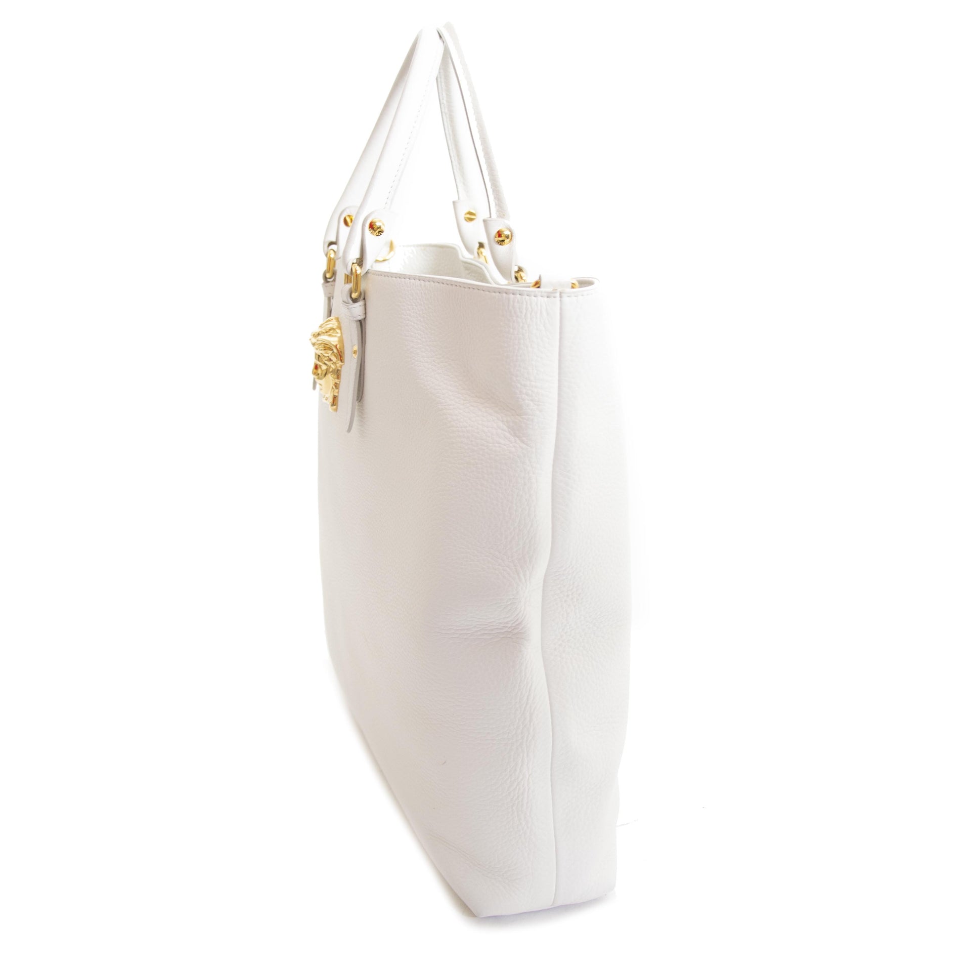 Secondhand Versace bags. Safe online shopping at Labellov.