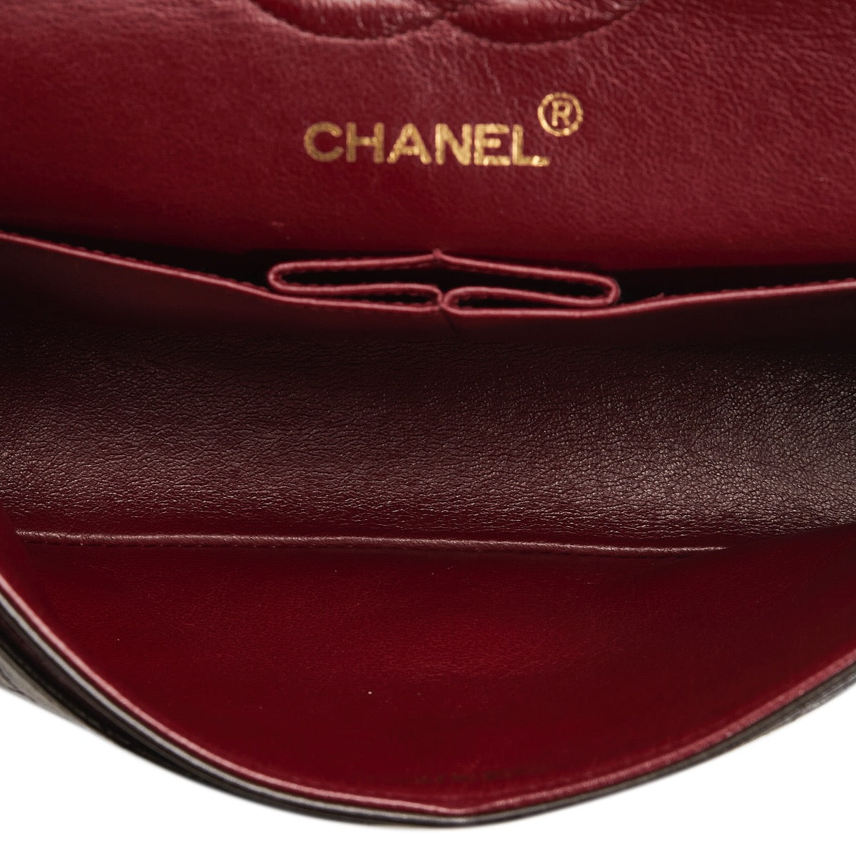 Shop safe online at Labellov in Antwerp, Brussels and Knokke this 100% authentic second hand Chanel Black Lambskin Small Classic Flap Bag