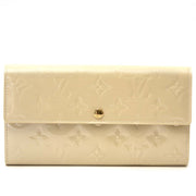 secondhand Louis Vuitton Beige pattent monogram wallet