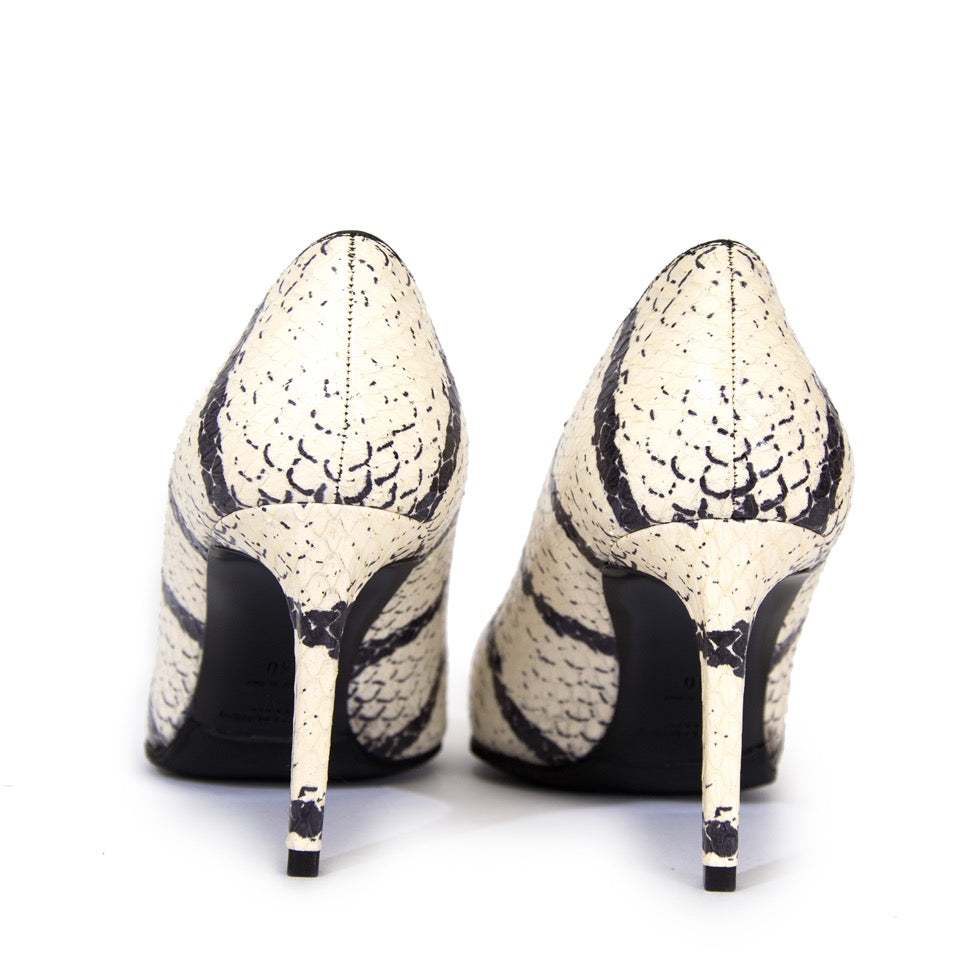 koop veilig online aan de beste prijs Saint Laurent Black And White Python Heels