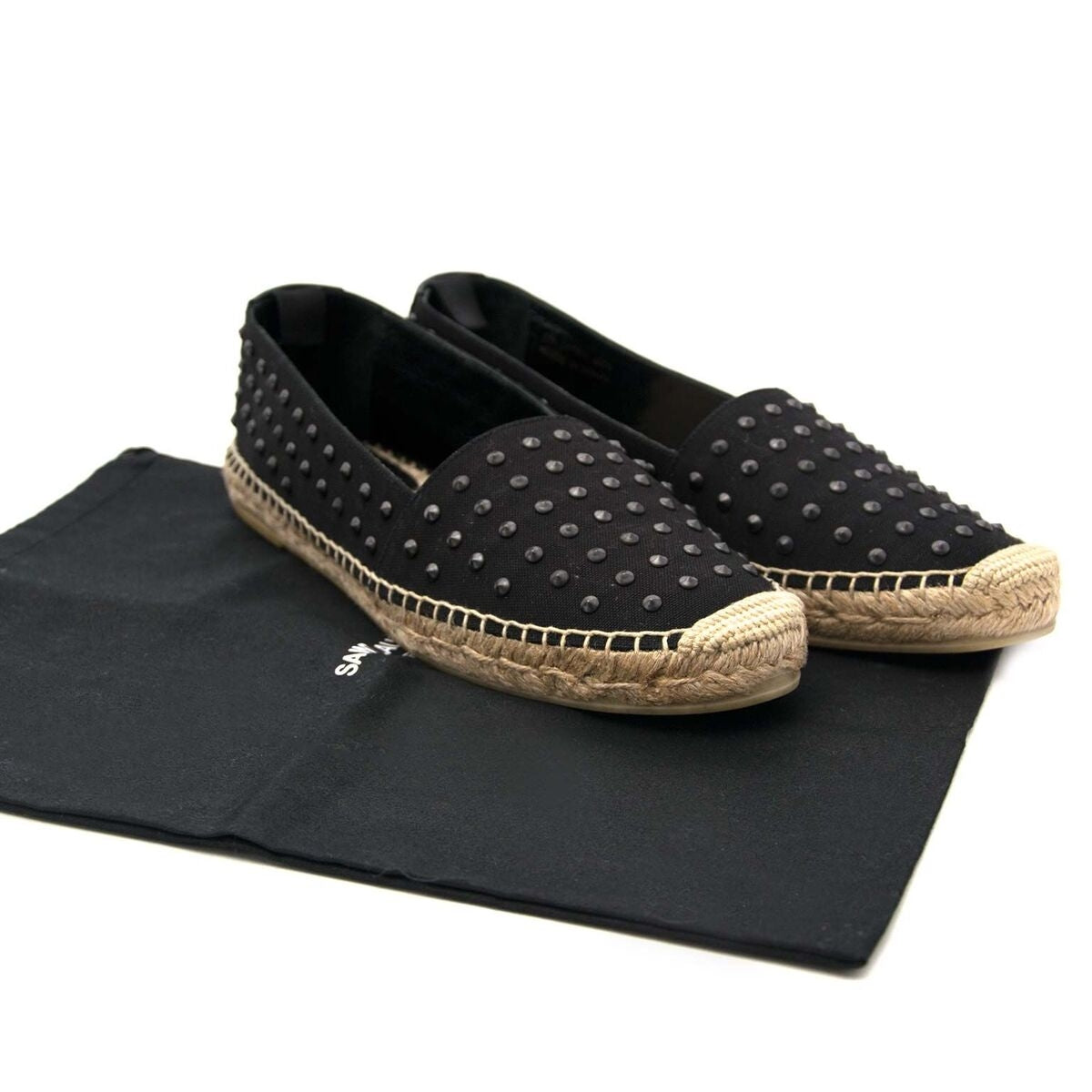 Compra espadrilles de YSL muy en moda para el precio correcto en LabelLOV.