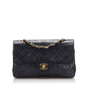 Shop safe online at Labellov in Antwerp, Brussels and Knokke this 100% authentic second hand Chanel Black Lambskin Small Classic Flap