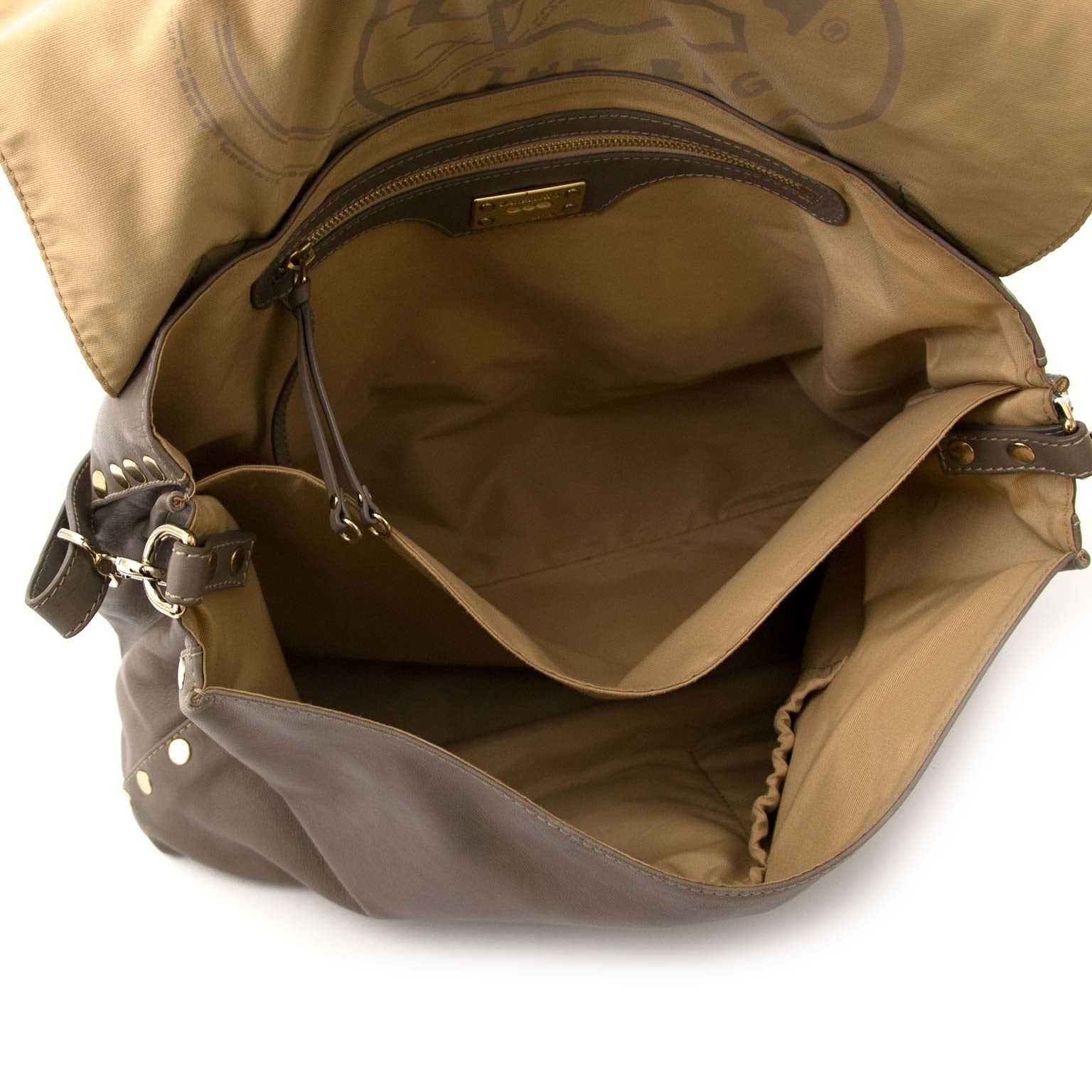 Buy secondhand Zanellato Postina bag at Labellov. Safe online shopping. Koop tweedehands Zanellato Postina handtas bij Labellov. Veilig online shoppen. Achetez Zanellato Postina sac à main usagé chez Labellov. Achats en ligne en toute securité.