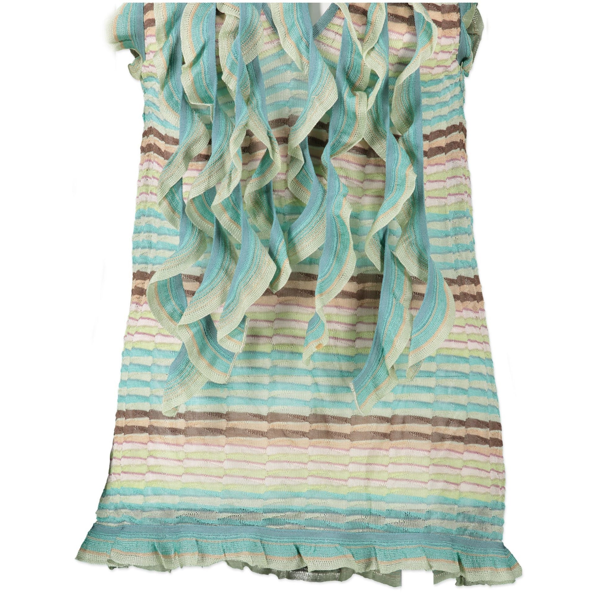 Buy authentic secondhand Missoni outfit at the right price at Labellov.