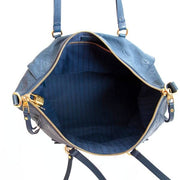. Koop veilig online tegen de beste prijs tweedehands Louis Vuitton Infini Empreinte Lumineuse.