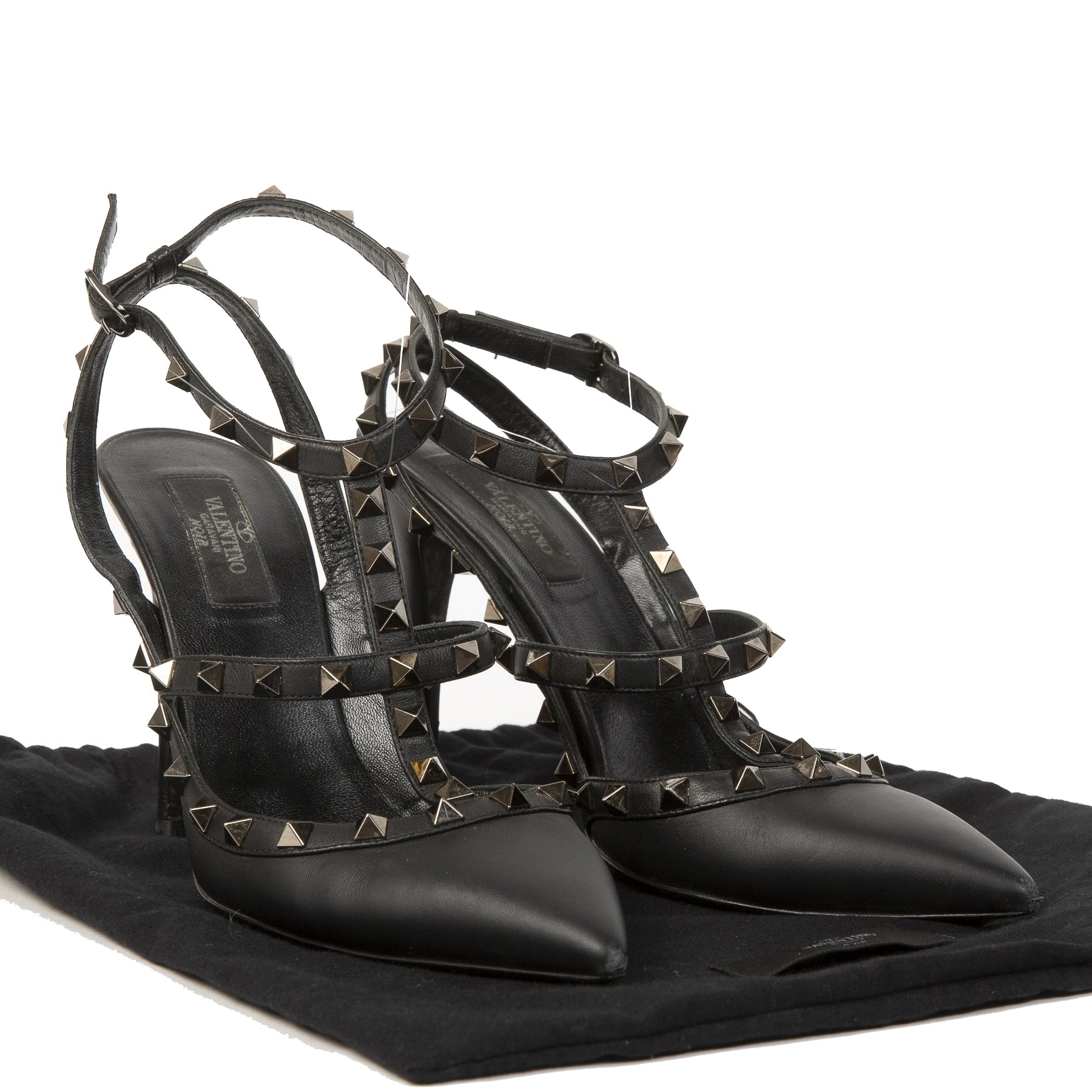 Valentino Garavani Noir Rockstud Pumps