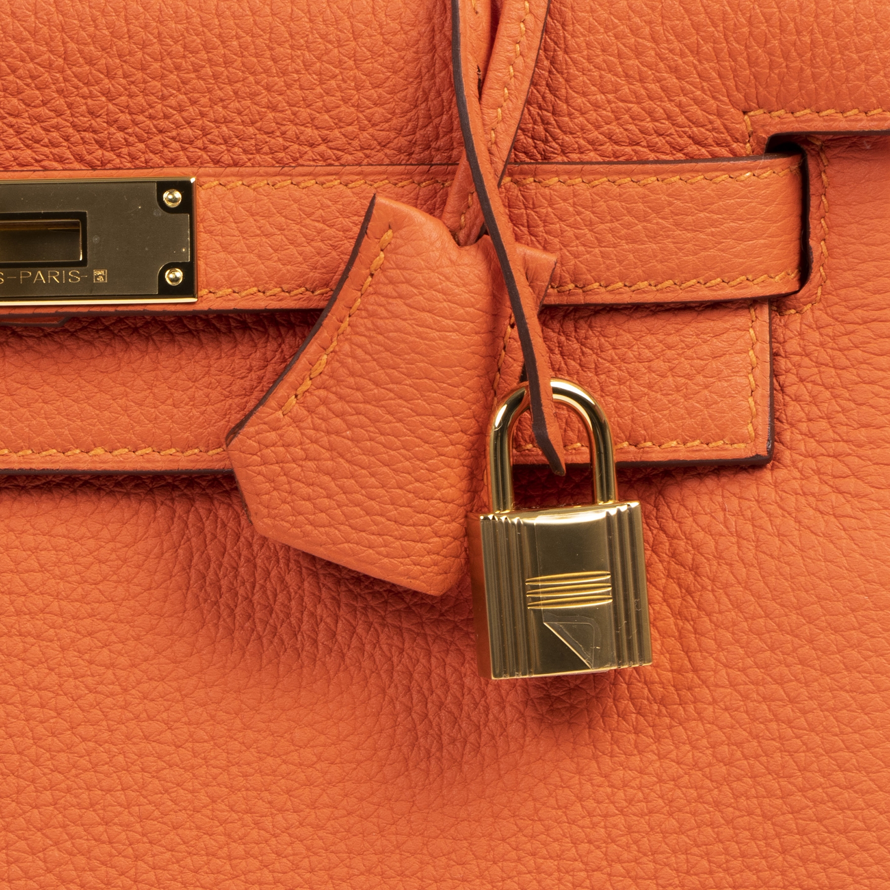 Hermes Kelly 28 Retourne Togo Feu Sanguine Gold Tone Hardware Handbag GHW -  Chronostore