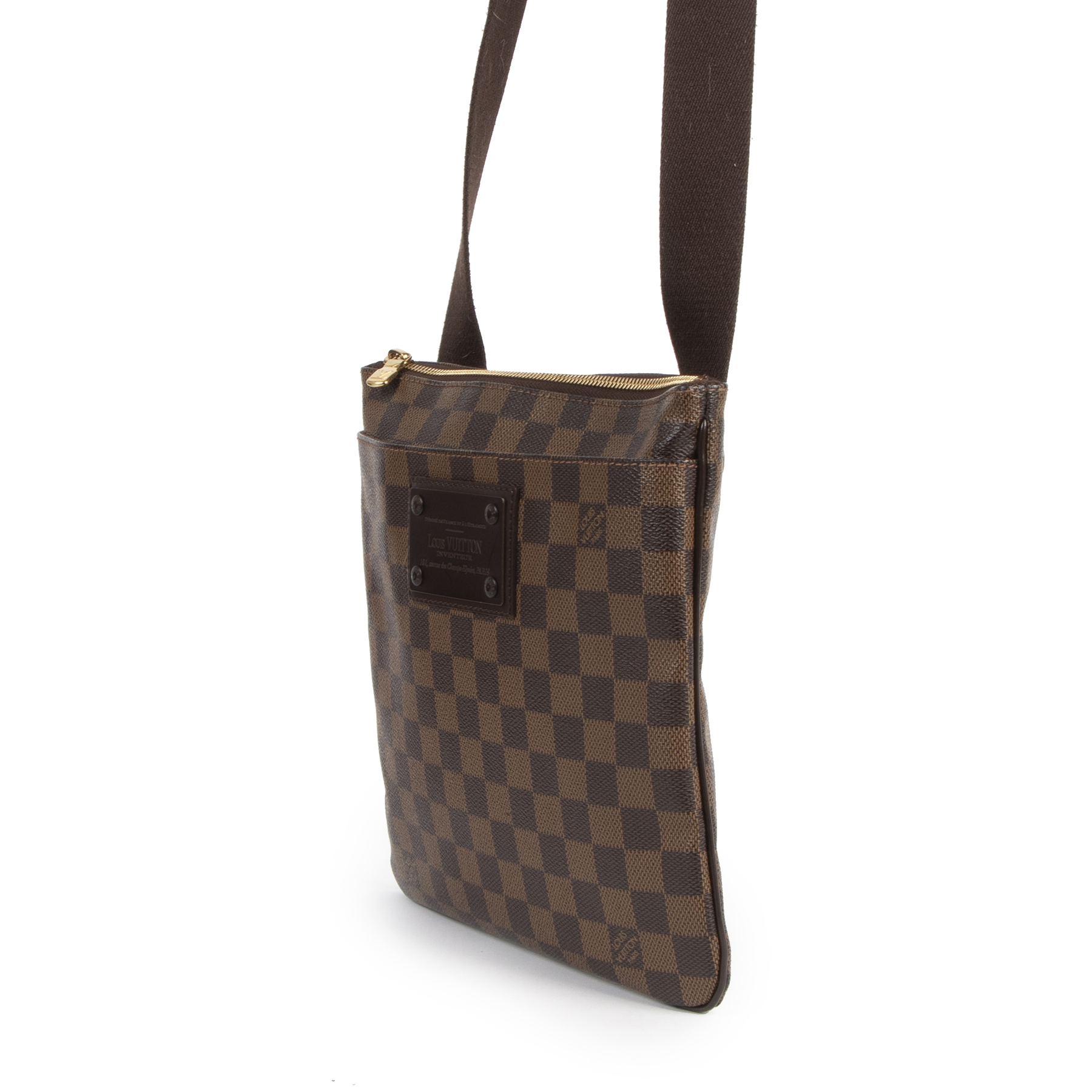 District leather bag Louis Vuitton Brown in Leather - 19983906