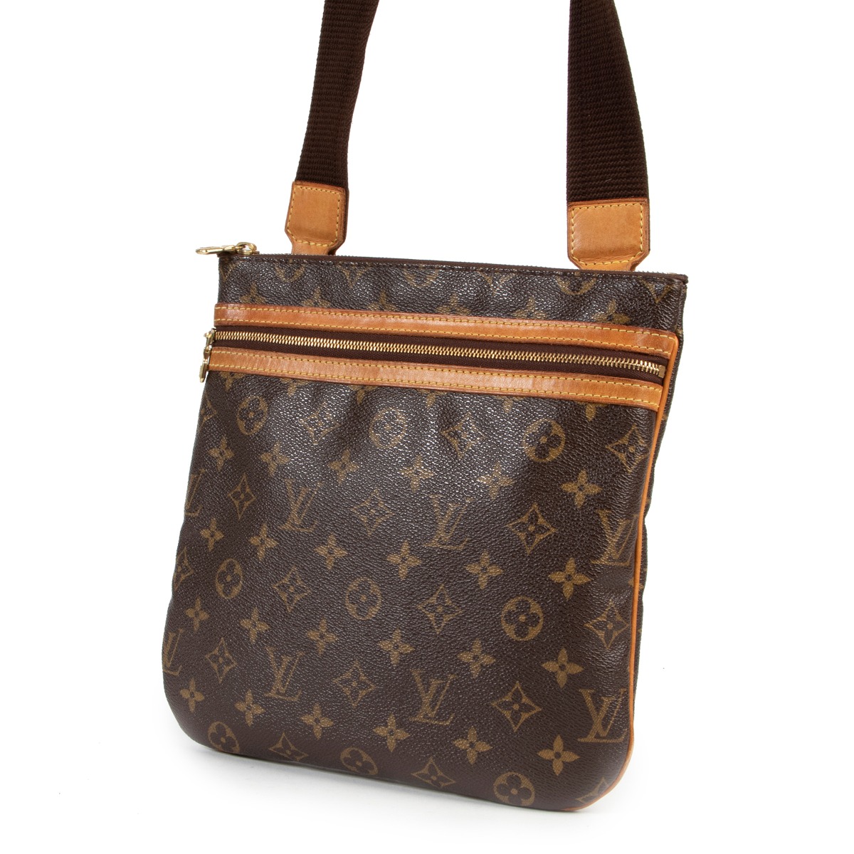 Shop Louis Vuitton MONOGRAM Monogram Street Style Leather Crossbody Bag  Logo Clutches (M10144) by LeO.