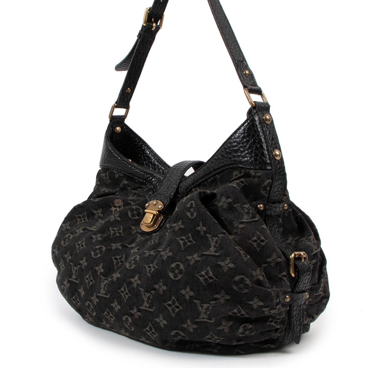 Louis Vuitton XS Crossbody Bag Mahina Leather Black 2352631