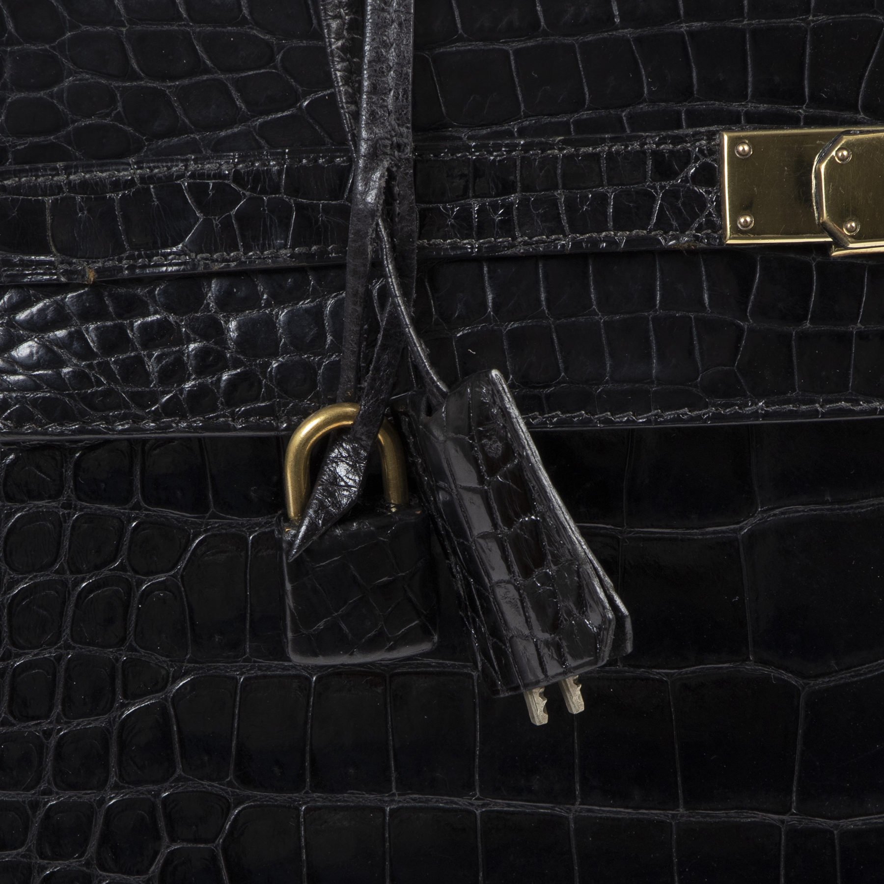 Hermes Kelly 35 Black Crocodile ○ Labellov ○ Buy and Sell Authentic Luxury