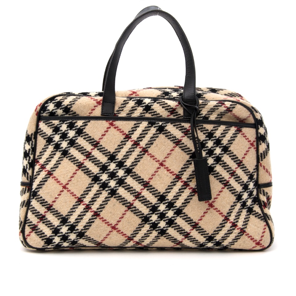 Burberry Checked Tote Bag ○ Labellov ○ Buy and Sell Authentic Luxury