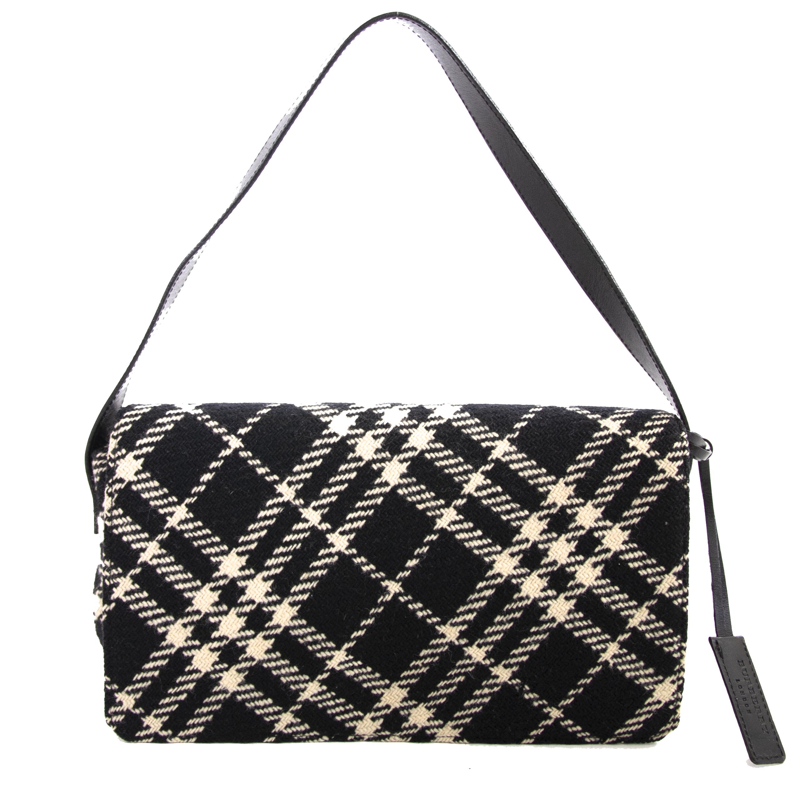 Bag Burberry Black in Synthetic - 31058559