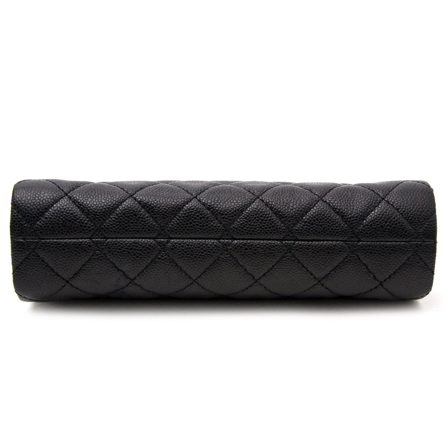 ViaAnabel - This chic and durable Chanel Black Caviar Leather