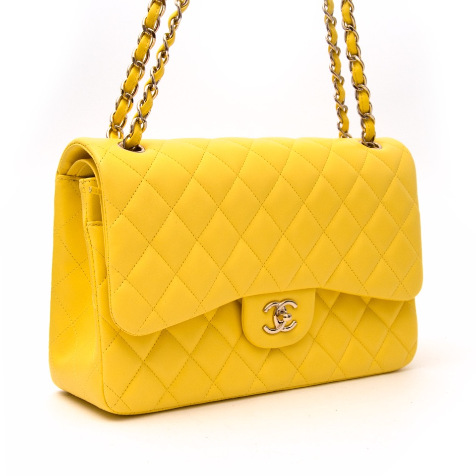 https://www.labellov.com/media/catalog/product/c/h/chanel-yellow-flapbag-side_1.jpeg