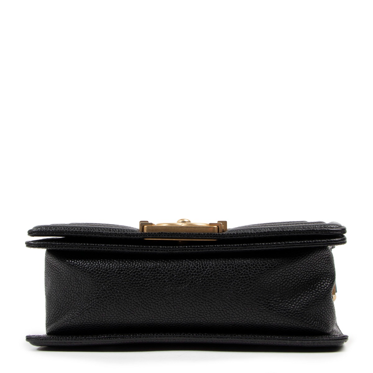 ViaAnabel - This chic and durable Chanel Black Caviar Leather