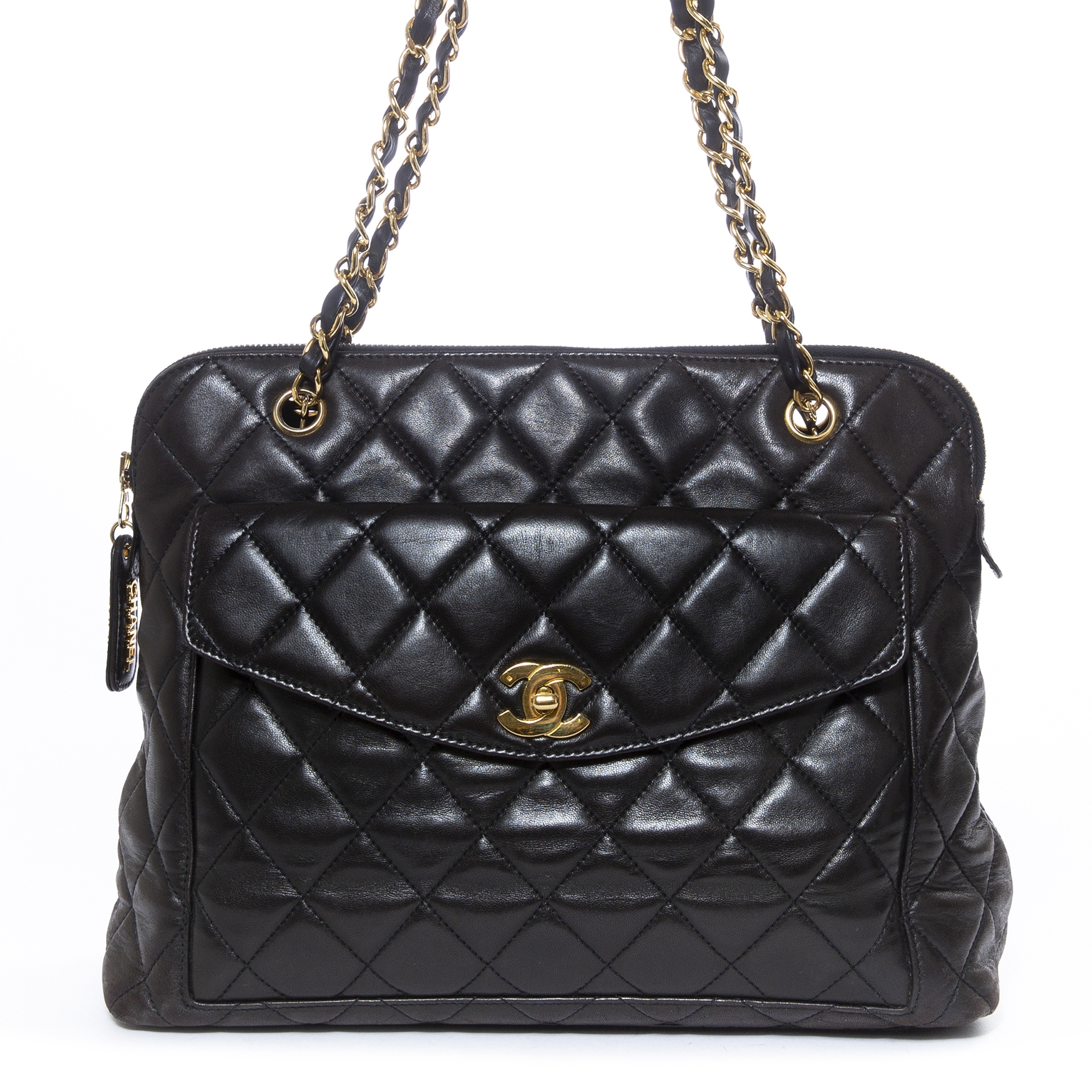 Chanel Black Doctors Bag ○ Labellov ○ Buy and Sell Authentic Luxury