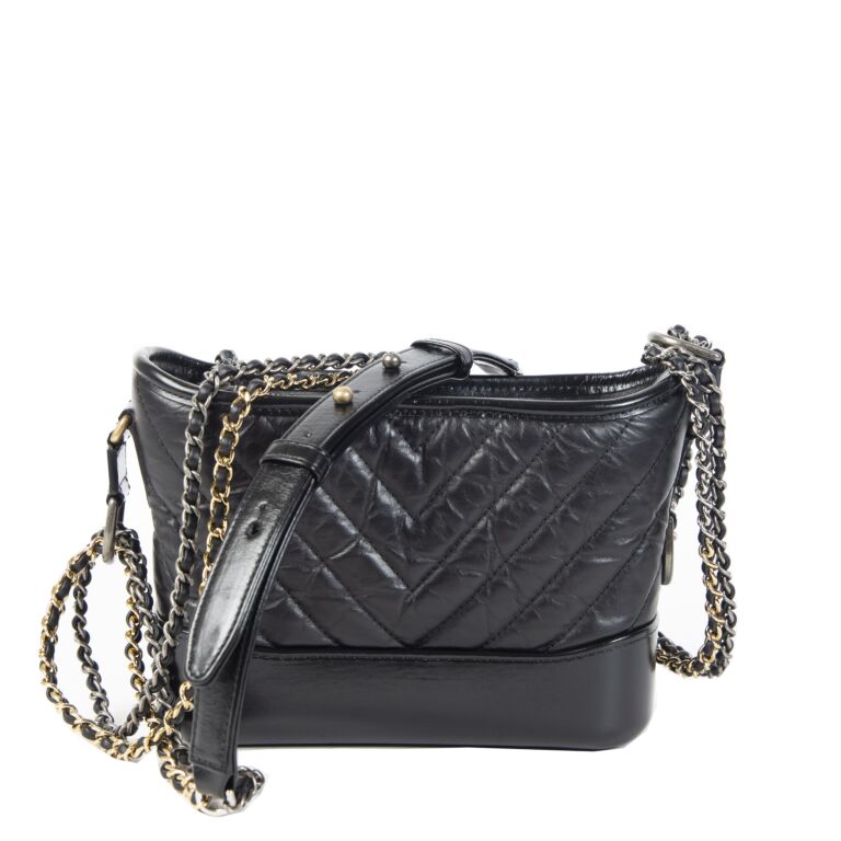 Chanel Gabrielle Hobo Quilted Aged Calfskin Small For Sale at 1stDibs