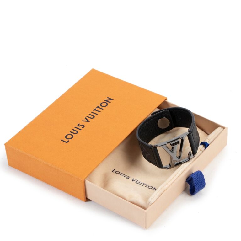 Louis Vuitton Monogram Eclipse Canvas Hockenheim Bracelet, 48% OFF