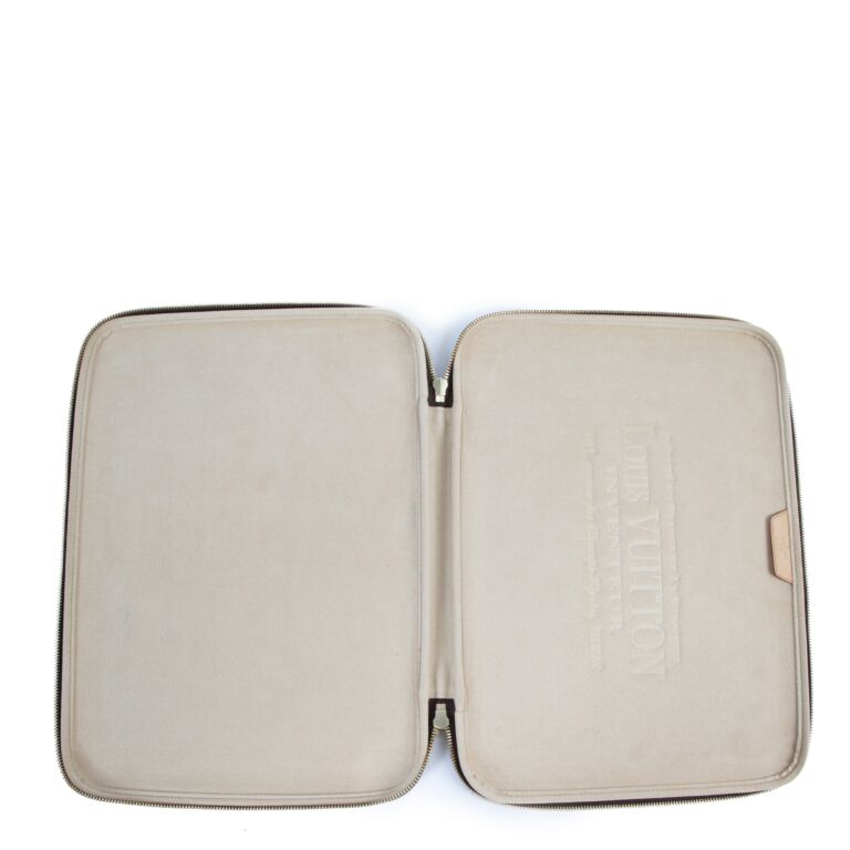 Louis Vuitton Monogram 15 Laptop Sleeve - Brown Laptop Covers & Cases,  Technology - LOU242178