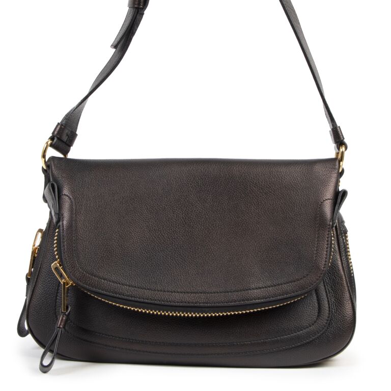 Tom Ford Jennifer Black Leather Medium Crossbody Bag ○ Labellov ○ Buy and  Sell Authentic Luxury
