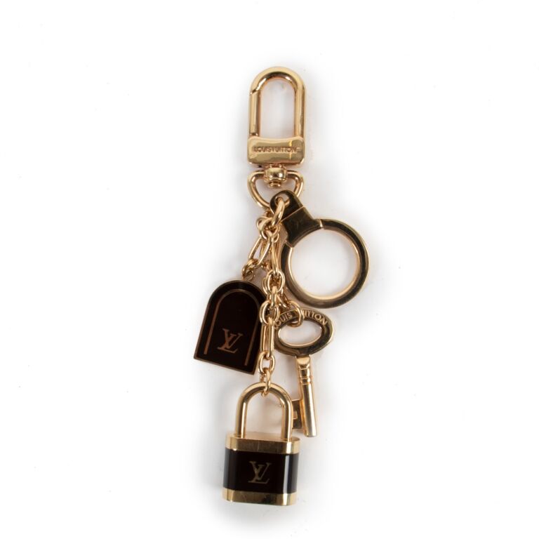 Louis Vuitton Black & Gold Key and Lock Key Holder and Bag Charm ○ Labellov  ○ Buy and Sell Authentic Luxury
