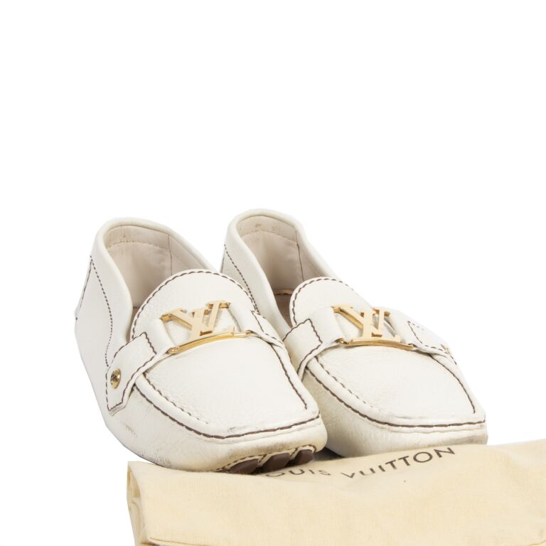 Louis Vuitton Leather Monte Carlo Loafer In Blanc