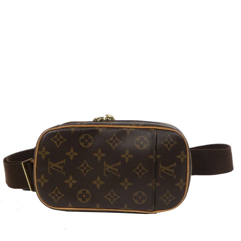 Louis Vuitton Brown Monogram Pochette Beverly Cloth ref.951473 - Joli Closet