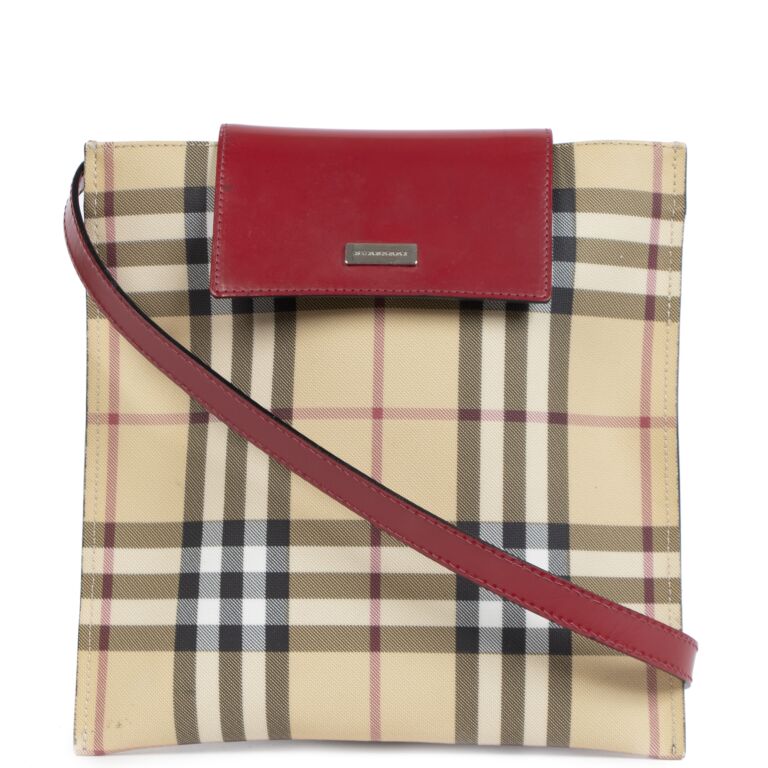 Burberry Classic Check Square Crossbody Bag ○ Labellov ○ Buy and Sell  Authentic Luxury