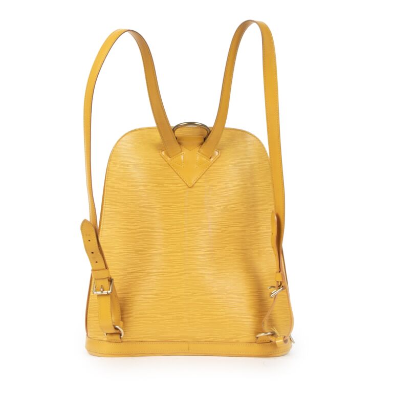 Leather backpack Louis Vuitton Yellow in Leather - 36314649