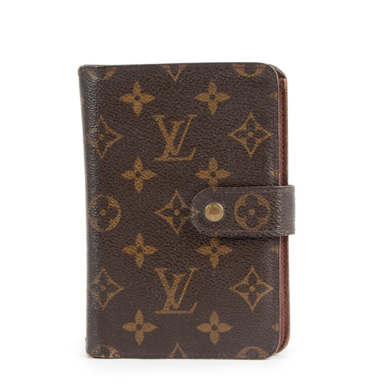 Authentic LOUIS VUITTON passport Wallet Monogram