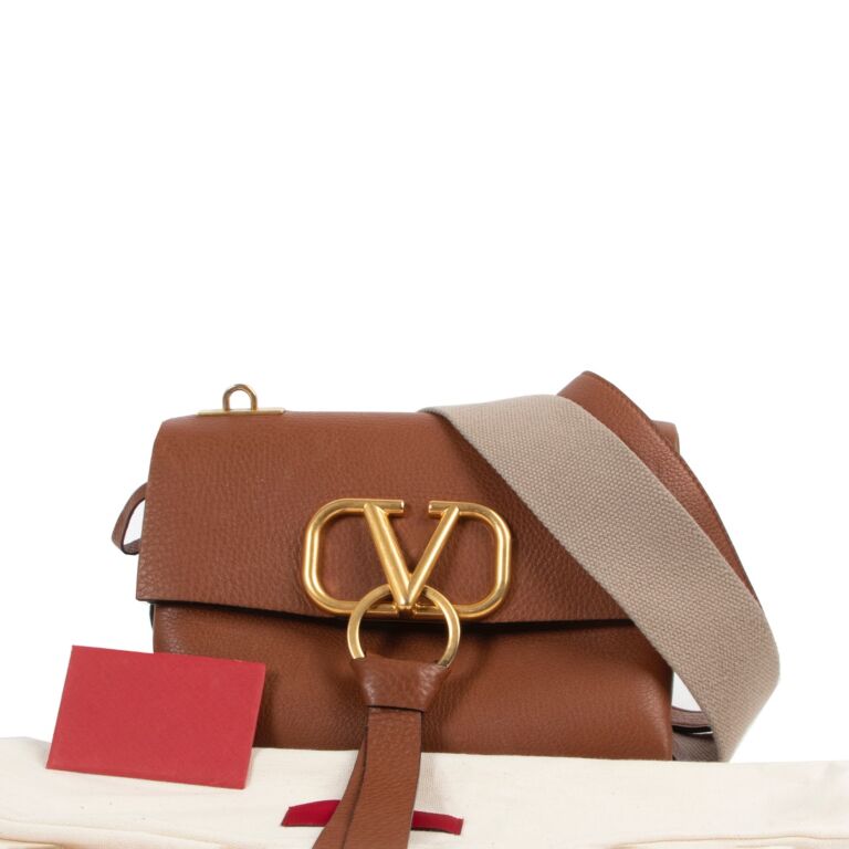 Vlogo leather handbag Valentino Garavani Brown in Leather - 20237206