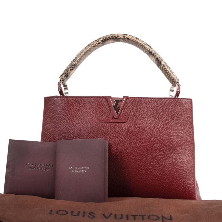 Louis Vuitton Burgundy Capucines MM Top handle Bag ○ Labellov