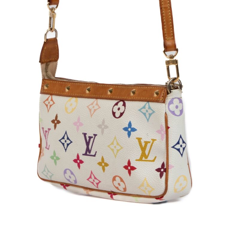 Louis Vuitton - Authenticated Pochette Accessoire Handbag - Leather White for Women, Never Worn, with Tag