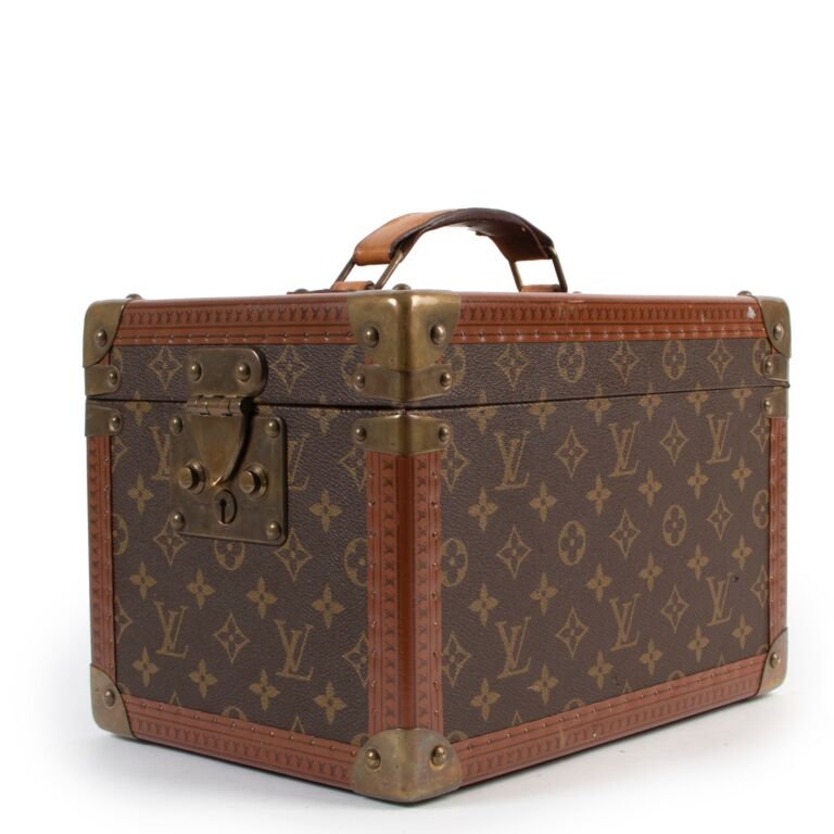 Louis Vuitton Boite Flacons Monogram Cosmetic Trunk ○ Labellov ○ Buy and  Sell Authentic Luxury