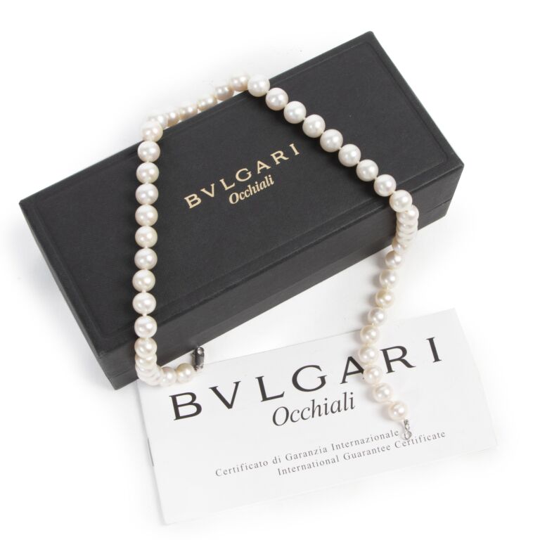 Bulgari White Pearl Necklace ○ Labellov ○ Buy and Sell Authentic Luxury