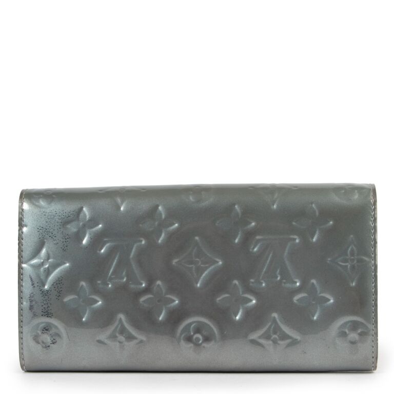 Hermès Grey Wallet ○ Labellov ○ Buy and Sell Authentic Luxury